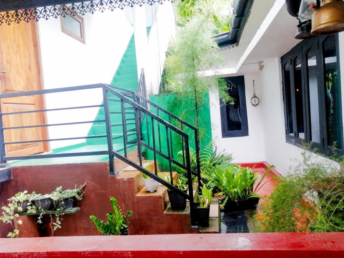Ella Festoon Apartment Exterior photo